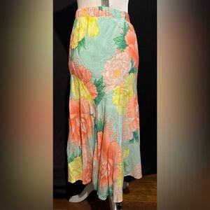 Farm Rio like new gorgeous soft & flowy floral skirt